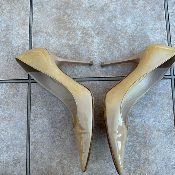 Jimmy Choo Beige Patent Leather - Picture 11 of 15